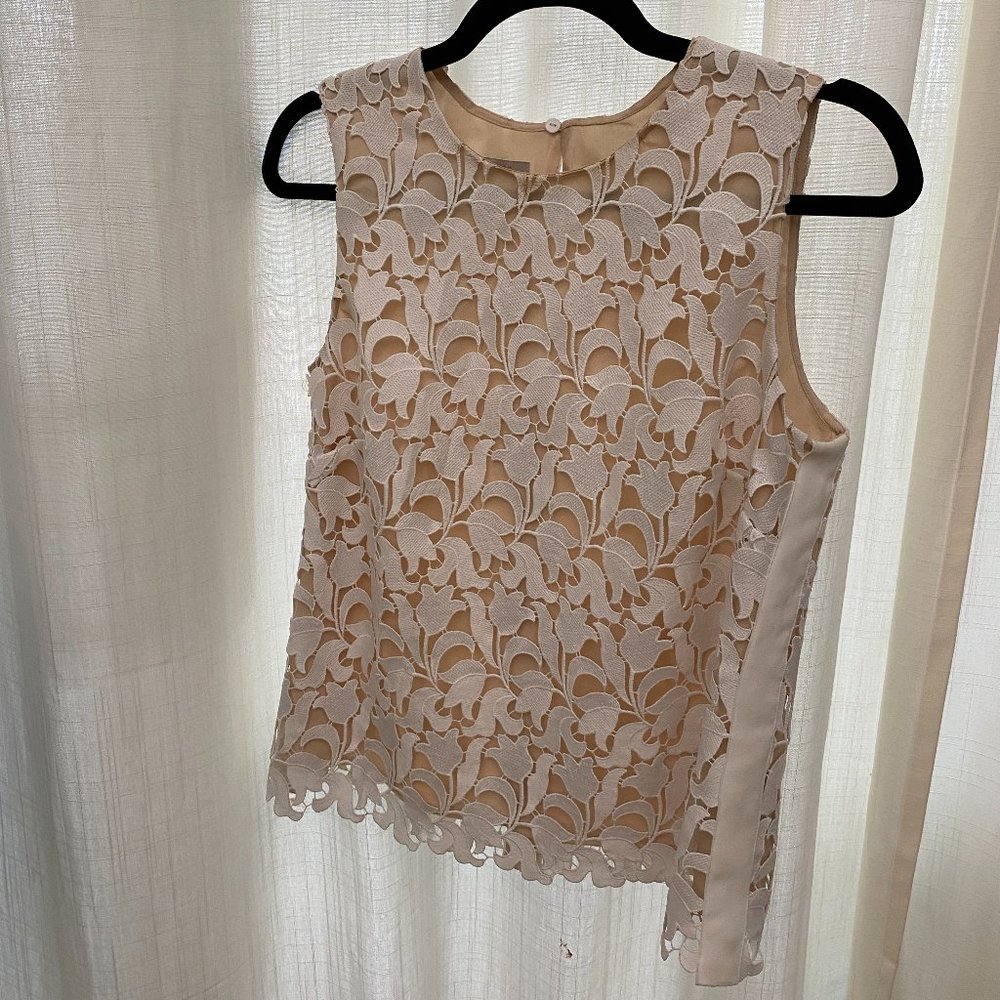 HOBBS LONDON ELMA TOP - SLEEVELESS FLORAL IVORY WITH BEIGE LINING  (NUDE/IVORY)